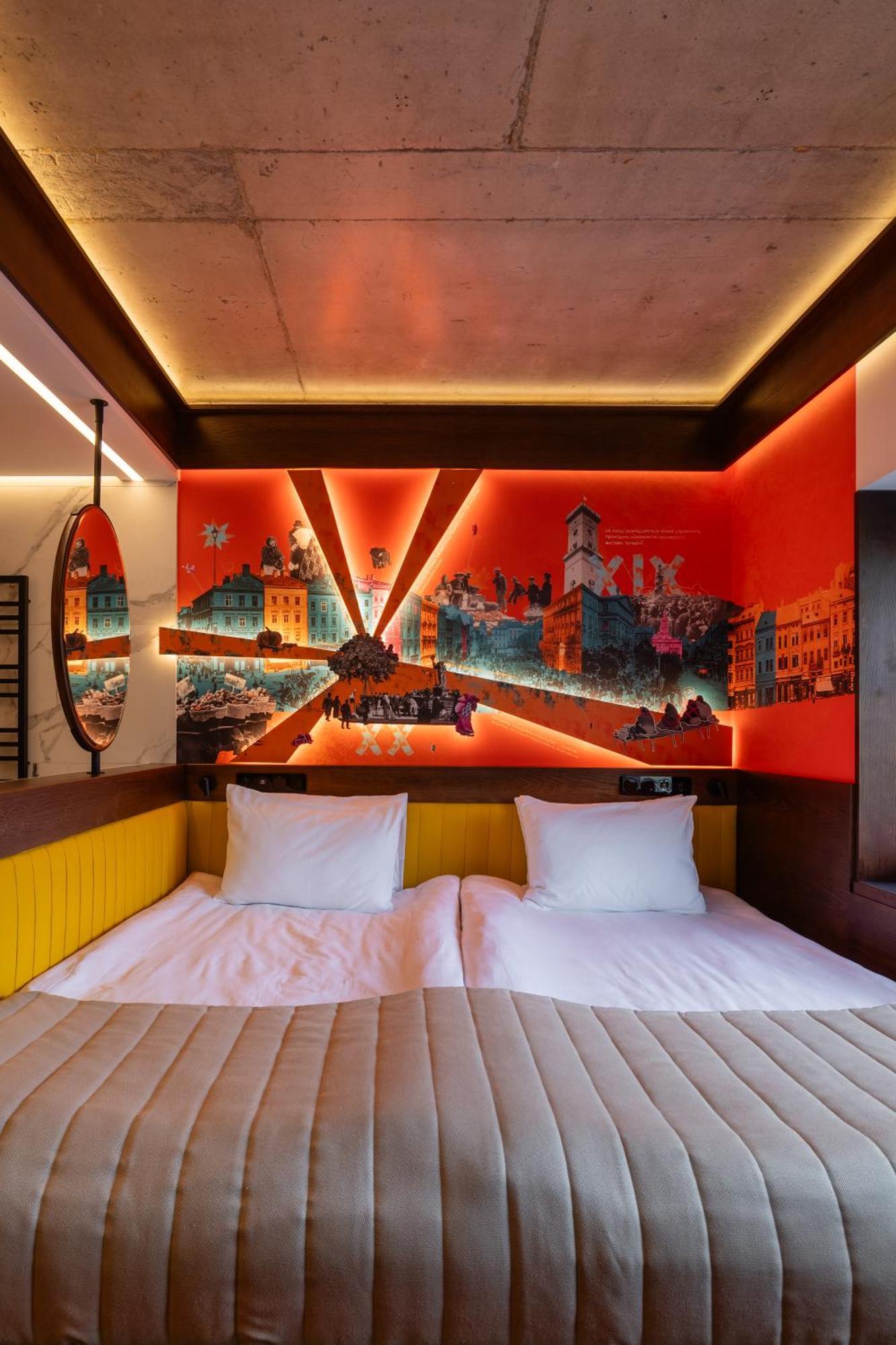 !Fest Hotel Rynok Square Львов Экстерьер фото