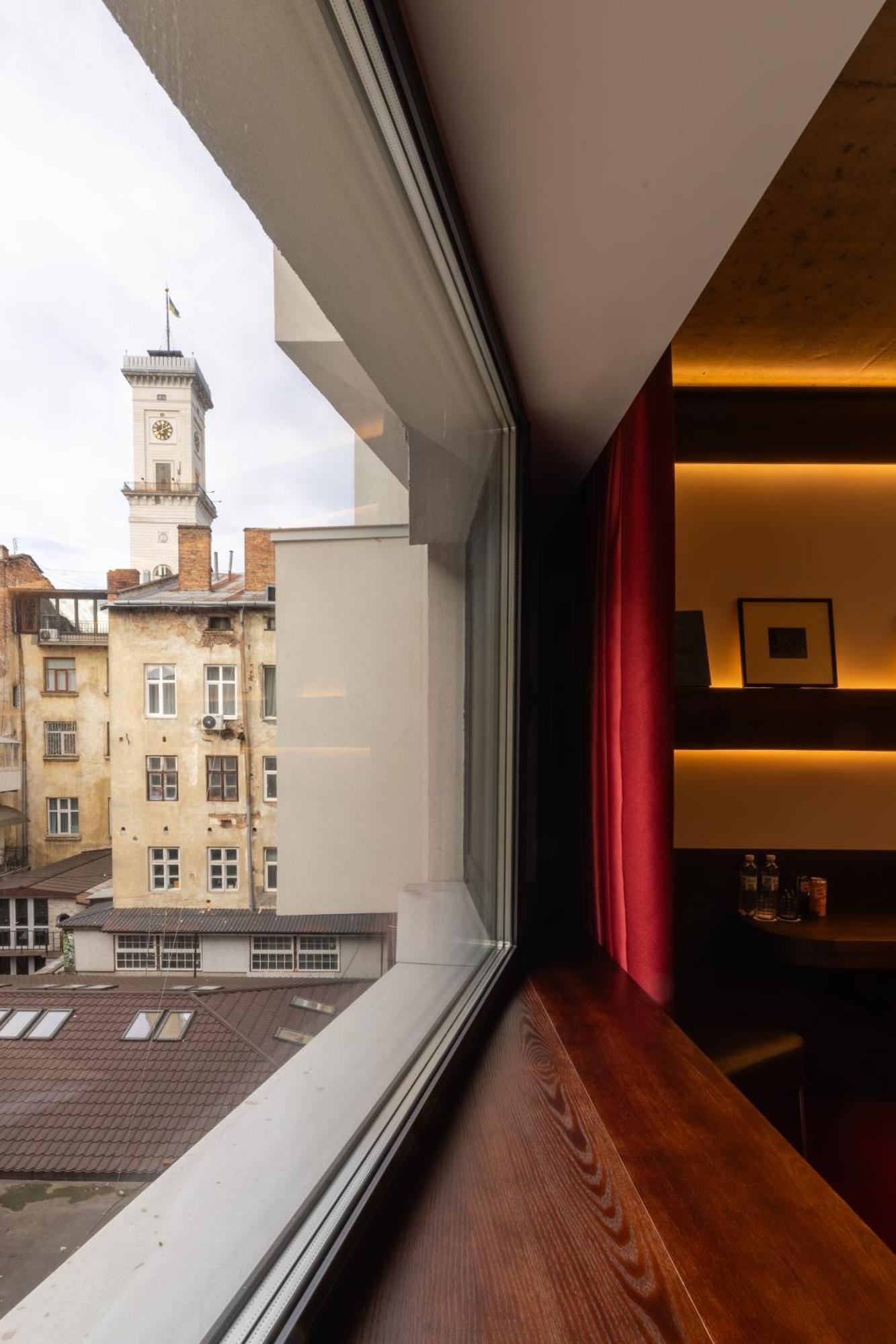 !Fest Hotel Rynok Square Львов Экстерьер фото